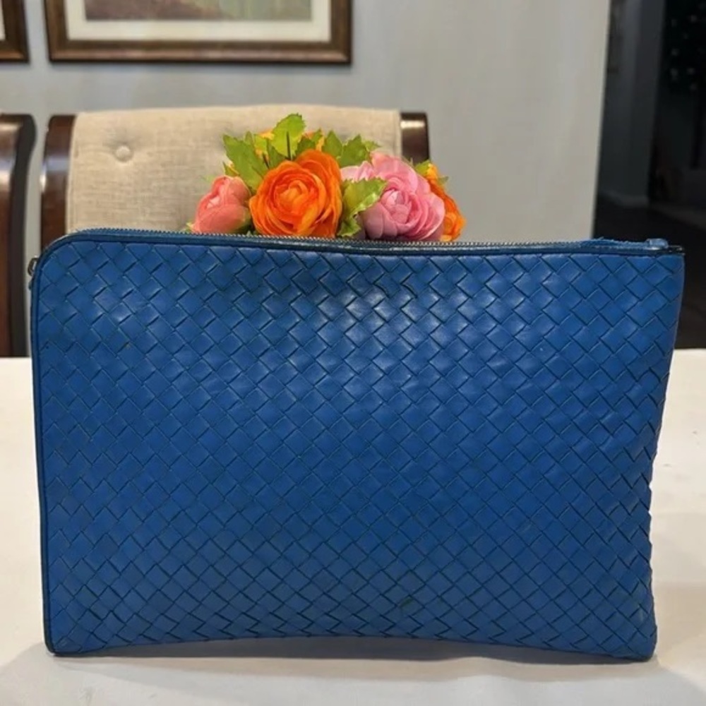 Authentic Bottega Veneta clutch bag